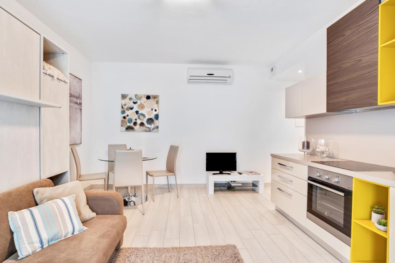 Dream Holiday Houses Чернобио Екстериор снимка